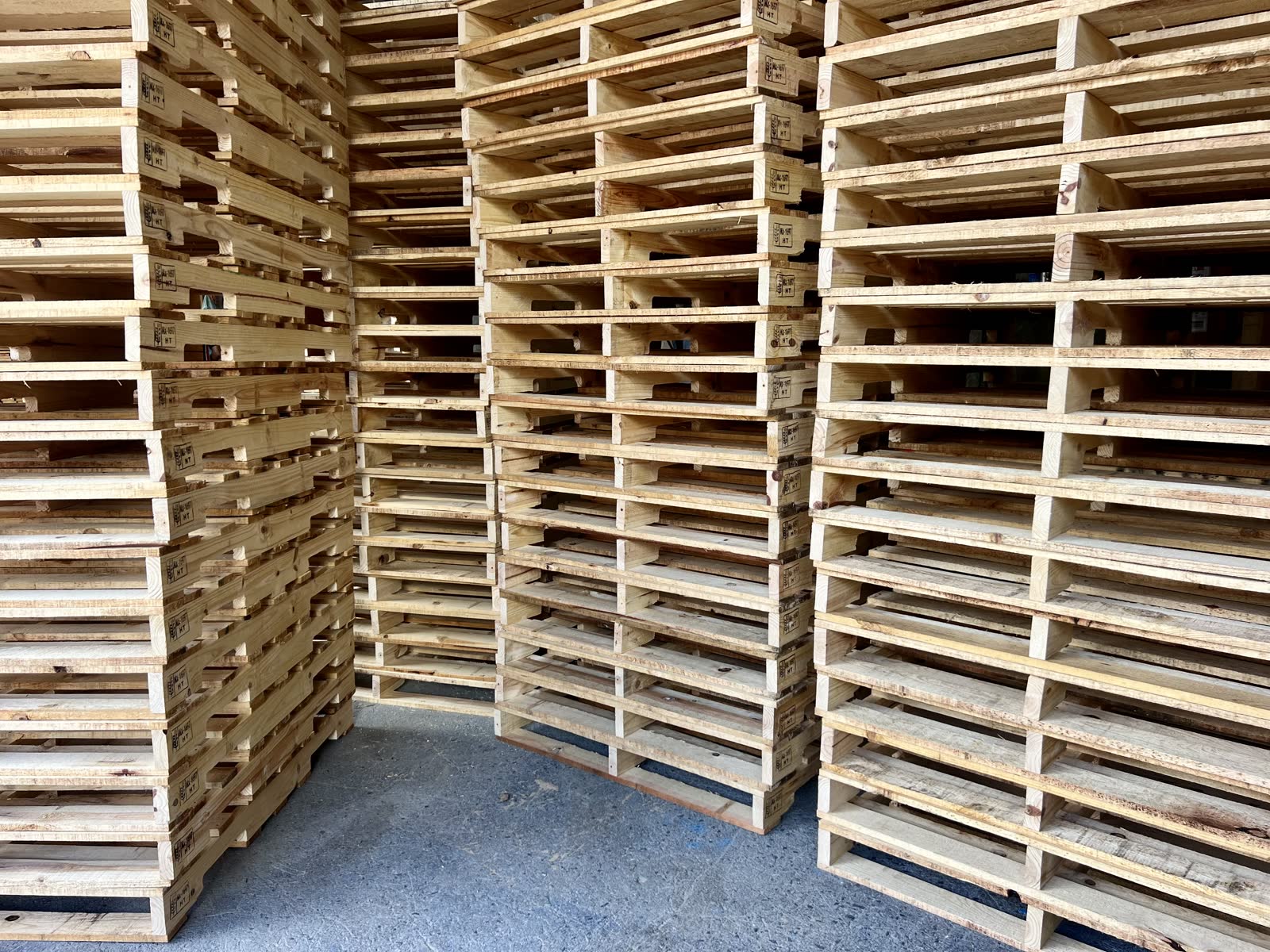 Tarima de madera 48x40 pulgadas